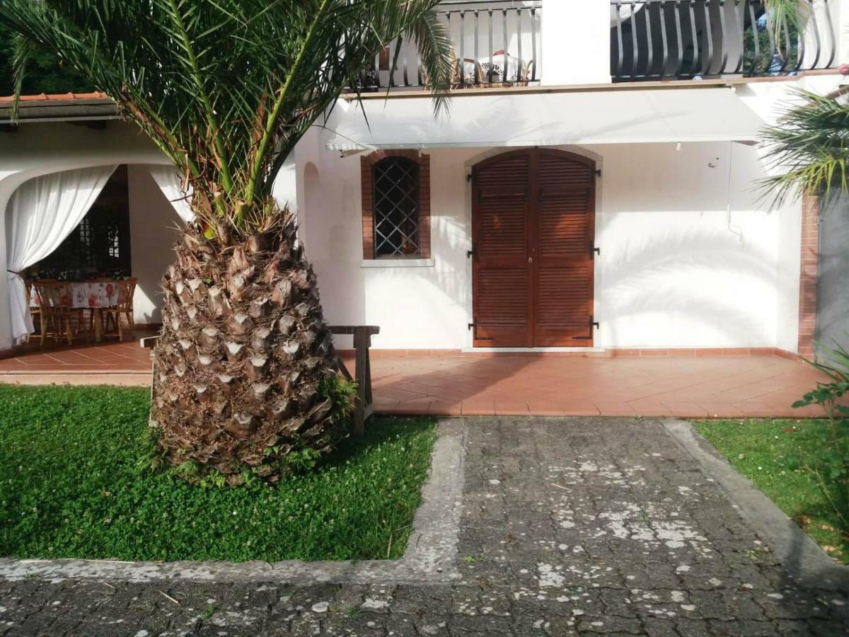 Da Adria Al Corvenale - Casa Vacanze Carrara - Villa Екстериор снимка